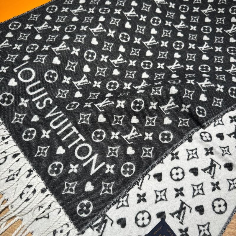 Louis Vuitton Scarf